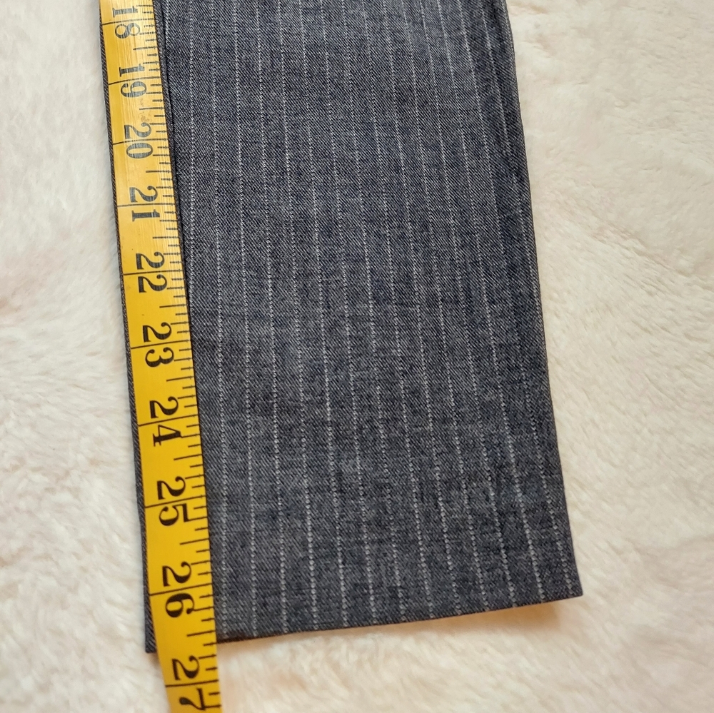 Express Editor Mid Rise Gray Pin Stripe Dress Pants Size 0R - Picture 9 of 13